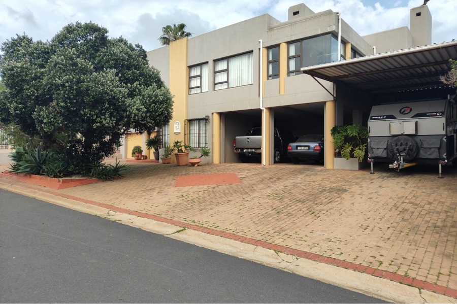 4 Bedroom Property for Sale in Moorreesburg Western Cape